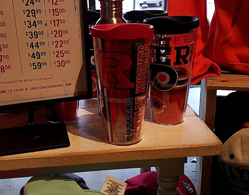 American Restaurant «Cracker Barrel Old Country Store», reviews and photos, 1240 NJ-73, Mt Laurel, NJ 08054, USA