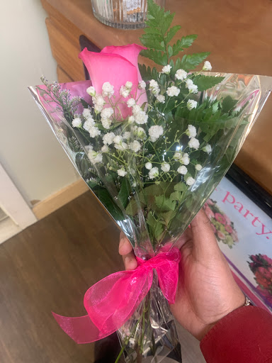 Florist «Petal Palace», reviews and photos, 15033 Nacogdoches Rd # 300, San Antonio, TX 78247, USA