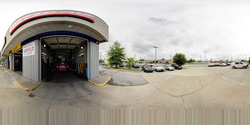 Auto Repair Shop «Springdale Automotive (Westport Road)», reviews and photos, 9260 Westport Rd, Louisville, KY 40242, USA