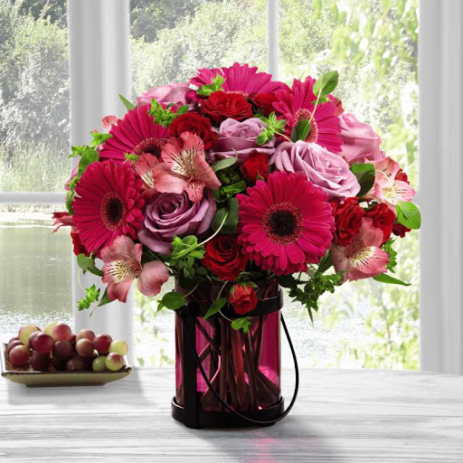 Florist «Janousek Florist Inc. & Greenhouses», reviews and photos, 4901 Charles St, Omaha, NE 68132, USA