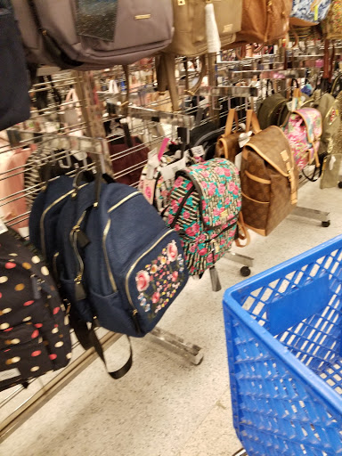 Clothing Store «Ross Dress for Less», reviews and photos, 2 Miracle Mile, Coral Gables, FL 33134, USA