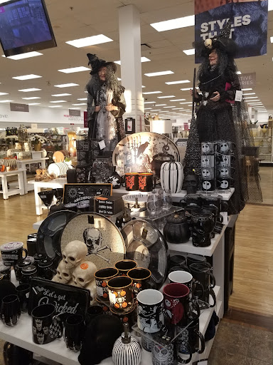 Department Store «HomeGoods», reviews and photos, 694 Merrill Rd #9, Pittsfield, MA 01201, USA