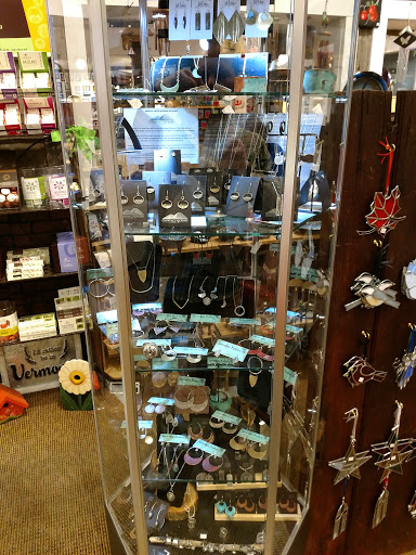 Gift Shop «Vermont Gift Barn», reviews and photos, 1087 Williston Rd, South Burlington, VT 05403, USA