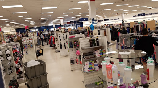 Department Store «Marshalls», reviews and photos, 41920 Ford Rd, Canton, MI 48187, USA