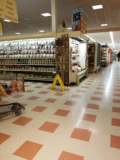 Grocery Store «Market Basket», reviews and photos, 352 W Center St, West Bridgewater, MA 02378, USA