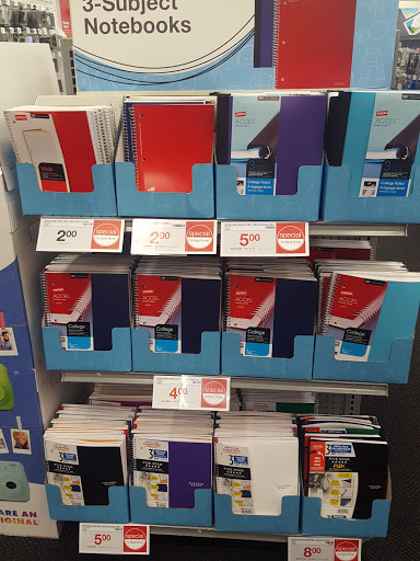 Office Supply Store «Staples», reviews and photos, 1075 Mantua Pike, West Deptford, NJ 08096, USA