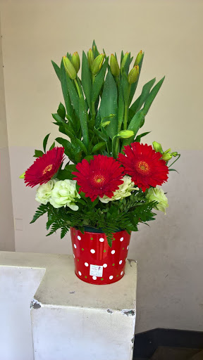 Florerias Delivery - Lince Lima Peru | Arreglos florales para San Valentin, flores en el dia de la amistad, rosas del dia del amor