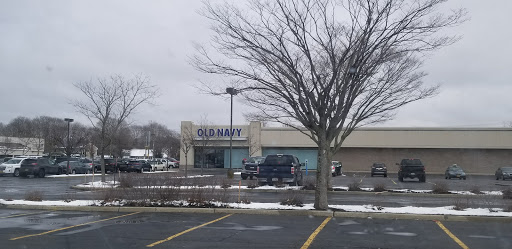 Shopping Mall «Sayville Plaza», reviews and photos, Sunrise Hwy, Sayville, NY 11782, USA