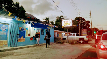 Tasters Paradise Restaurant & Bar - 2JPX+VJ3, Baillou Road South Nassau N.P, Nassau, Bahamas