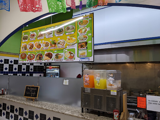 Mexican Grocery Store «La Tapatia Market», reviews and photos, 18330 SE Stark St, Portland, OR 97233, USA