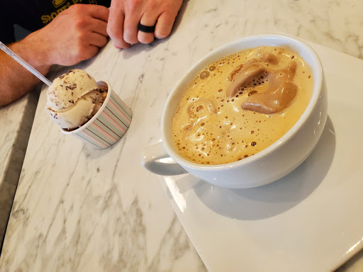 Dessert Shop «Sucré», reviews and photos, 3025 Magazine St, New Orleans, LA 70115, USA