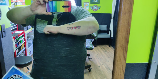 Tattoo Shop «Tattoo Tech», reviews and photos, 5350 N Springboro Pike, Moraine, OH 45439, USA