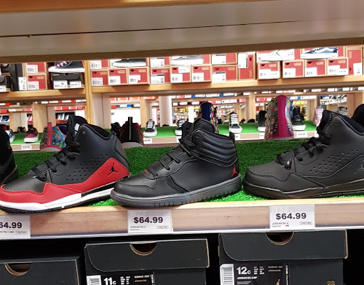 Shoe Store «WSS», reviews and photos, 8830 Garfield Ave, South Gate, CA 90280, USA
