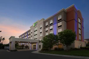 Holiday Inn Express & Suites Baltimore - Bwi Airport North, an IHG Hotel image