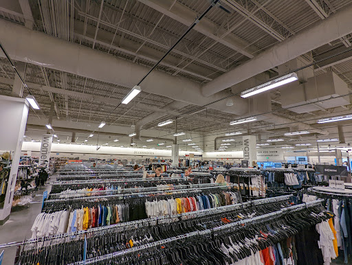 Department Store «Nordstrom Rack Winter Park Square», reviews and photos, 1090 N Orlando Ave Suite 101, Winter Park, FL 32789, USA