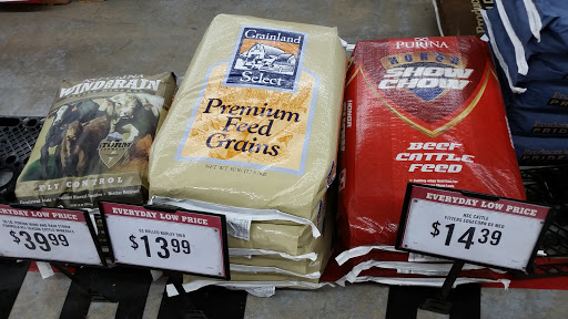 Home Improvement Store «Tractor Supply Co.», reviews and photos, 397 W Los Angeles Ave, Moorpark, CA 93021, USA