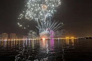 Khaled Lake Dancing Fountain image