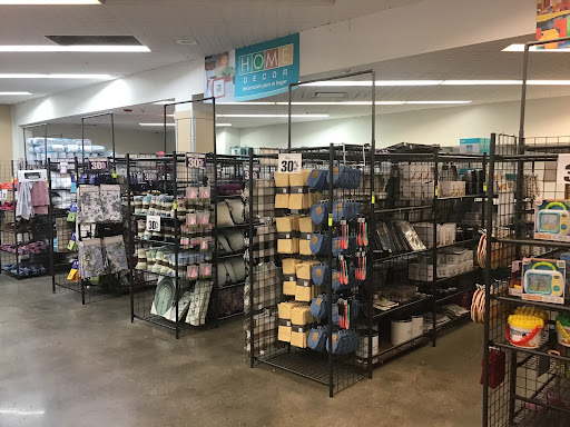 Discount Store «Fallas Discount Stores», reviews and photos, 14121 E. Romona Blvd, Baldwin Park, CA 91706, USA