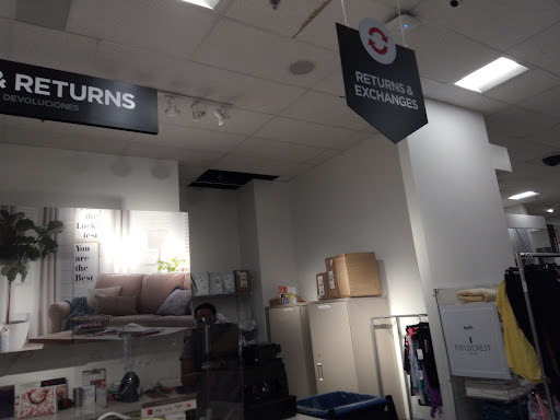 Cosmetics Store «SEPHORA inside JCPenney», reviews and photos, 31510 Gratiot Ave, Roseville, MI 48066, USA