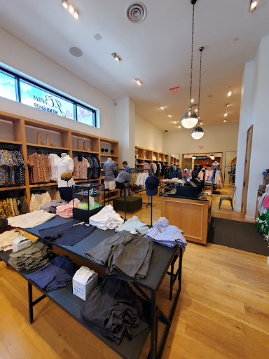 Clothing Store «J.Crew», reviews and photos, 4037 Westheimer Rd, Houston, TX 77027, USA
