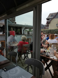 Atmosphère du Restaurant La Terrasse des Ammonites à Benerville-sur-Mer - n°4