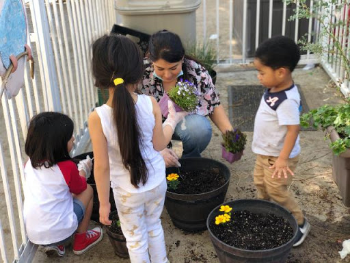 Day Care Center «Penny & Peggy Nairn 24 Hour Childcare, Inc», reviews and photos, 9213 N Columbus Ave, North Hills, CA 91343, USA