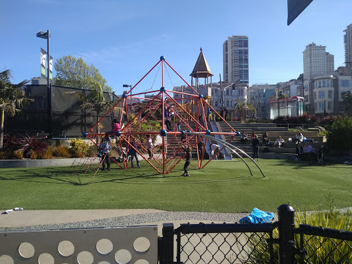 Park «Washington Square Park», reviews and photos, Filbert St & Stockton St., San Francisco, CA 94133, USA