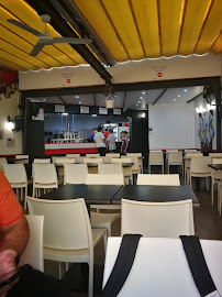 Atmosphère du Restauration rapide GRAIN DE FOLIE #TACOS#KEBAB#BURGER# à Vallon-Pont-d'Arc - n°5