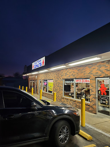 Donut Shop «Old Town Donuts», reviews and photos, 508 S New Florissant Rd, Florissant, MO 63031, USA