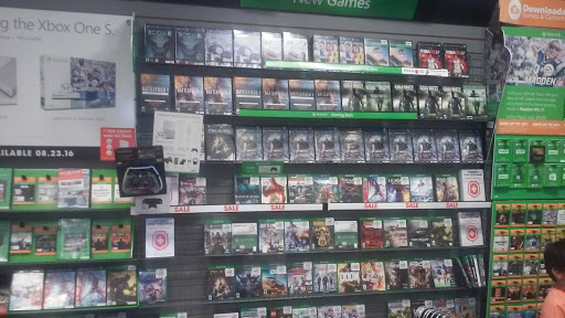 Video Game Store «GameStop», reviews and photos, 26 Valley River Center #797, Eugene, OR 97401, USA