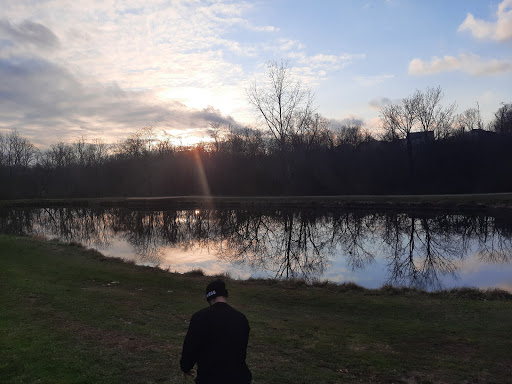 Public Golf Course «Beech Creek Golf Course», reviews and photos, 1831 Hudepohl Ln, Cincinnati, OH 45231, USA