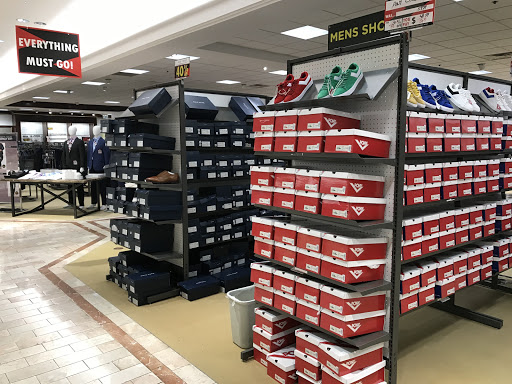 Department Store «Lord & Taylor», reviews and photos, 5065 Main St, Trumbull, CT 06611, USA