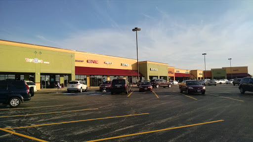 Shopping Mall «Johnson Creek Premium Outlets», reviews and photos, 575 Linmar Ln, Johnson Creek, WI 53038, USA