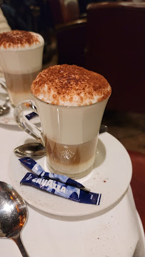 Cappuccino du Restaurant français Café des officiers à Paris - n°5