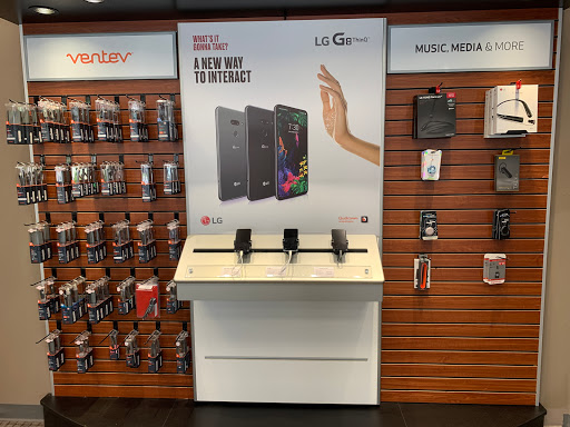 Cell Phone Store «Verizon Authorized Retailer – Cellular Sales», reviews and photos, 535 W Lancaster Ave, Berwyn, PA 19312, USA
