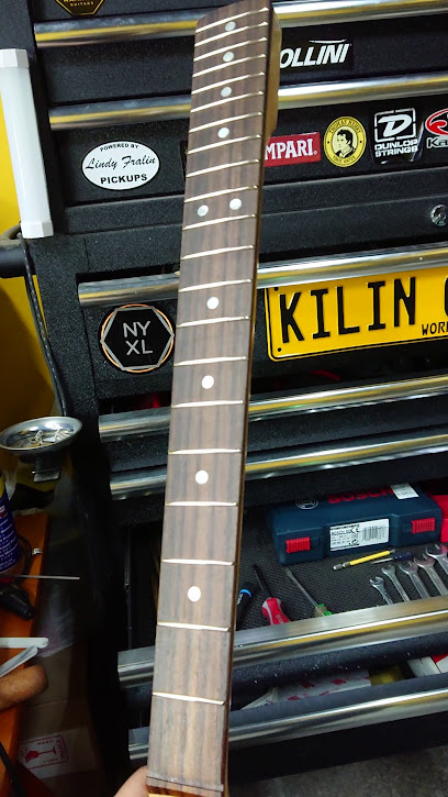 麒麟吉他工作室 Kilin Guitars workshop