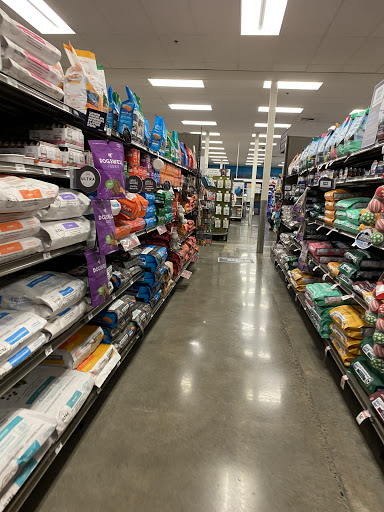 Pet Supply Store «Petco Animal Supplies», reviews and photos, 1530 Black Lake Blvd SW D, Olympia, WA 98502, USA