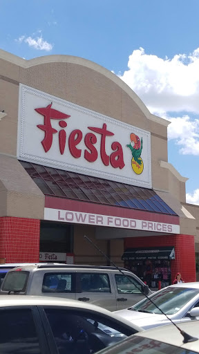 Shopping Mall «Shops At 3 Corners», reviews and photos, 8110 Kirby Dr, Houston, TX 77054, USA