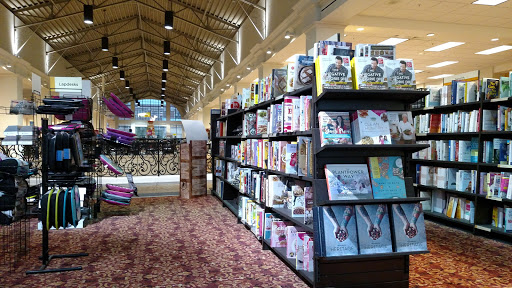 Book Store «Books&Co», reviews and photos, 4453 Walnut St, Beavercreek, OH 45440, USA