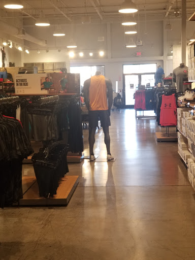 Clothing Store «Under Armour Factory House», reviews and photos, 3939 S Interstate Hwy 35 #650, San Marcos, TX 78666, USA