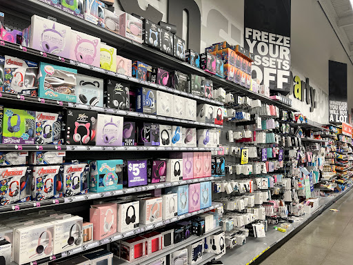 Variety Store «Five Below», reviews and photos, 607 NJ-18, East Brunswick, NJ 08816, USA