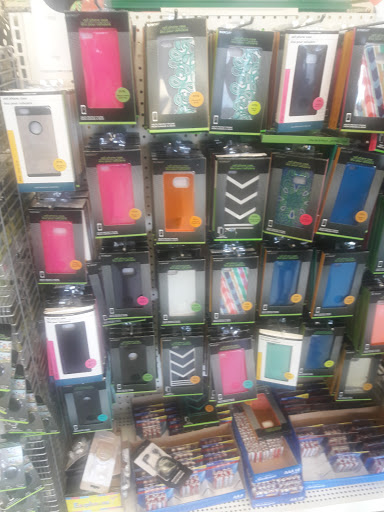 Dollar Store «Dollar Tree», reviews and photos, 2635 Lawndale Dr, Greensboro, NC 27408, USA