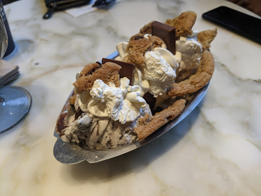 Chocolate Shop «Ghirardelli Chocolate», reviews and photos, 2 New Montgomery St, San Francisco, CA 94105, USA