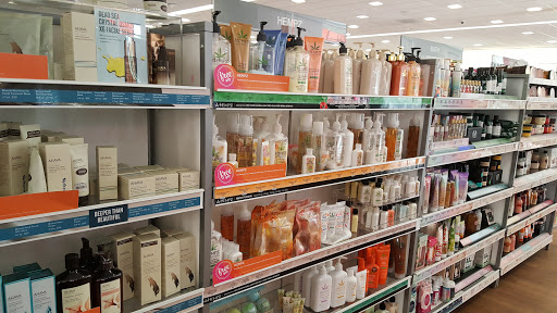 Hair Salon «Ulta Beauty», reviews and photos, 24235 Magic Mountain Pkwy, Valencia, CA 91355, USA