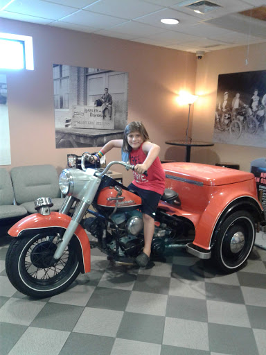Motorcycle Dealer «Suffolk County Harley-Davidson, Inc.», reviews and photos, 4020 Sunrise Hwy, Oakdale, NY 11769, USA