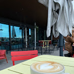 Photo n°5 de l'avis de azita.h fait le 25/03/2023 à 18:18 sur le  Frau im Mond - Dachterrasse à Munich