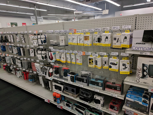 Office Supply Store «Staples», reviews and photos, 1104 W Broad St, Falls Church, VA 22046, USA