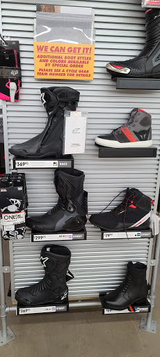Motorcycle Parts Store «Cycle Gear», reviews and photos, 2052 Lincoln Hwy, Edison, NJ 08817, USA