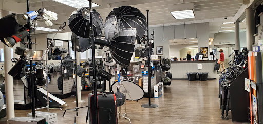 Camera Store «Roberts Camera», reviews and photos, 220 E St Clair St, Indianapolis, IN 46204, USA