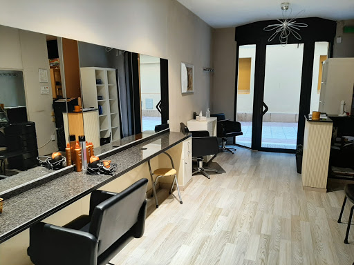 Peluquería Neus Patón en Sant Feliu de Guíxols, Girona
